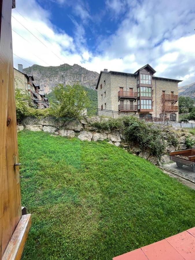 Apartamento Con Espectacular Terraza Escarrilla Exterior foto